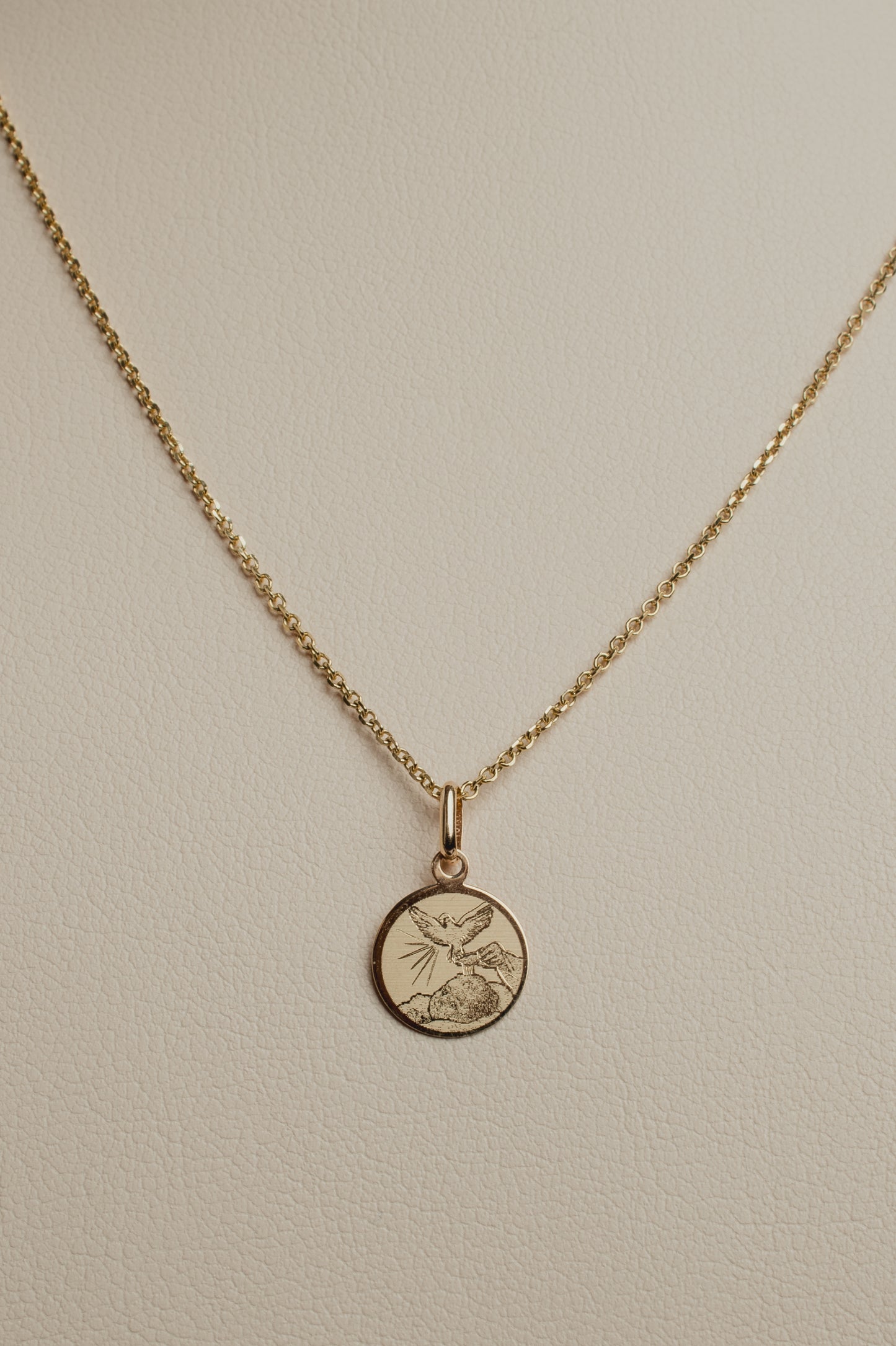 Medalla Bautizo redonda láser 2 10k